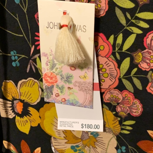 SOLD** 180 NWT XS Johnny Was bohemian floral on black Camilla hoodie - Picture 3 of 16